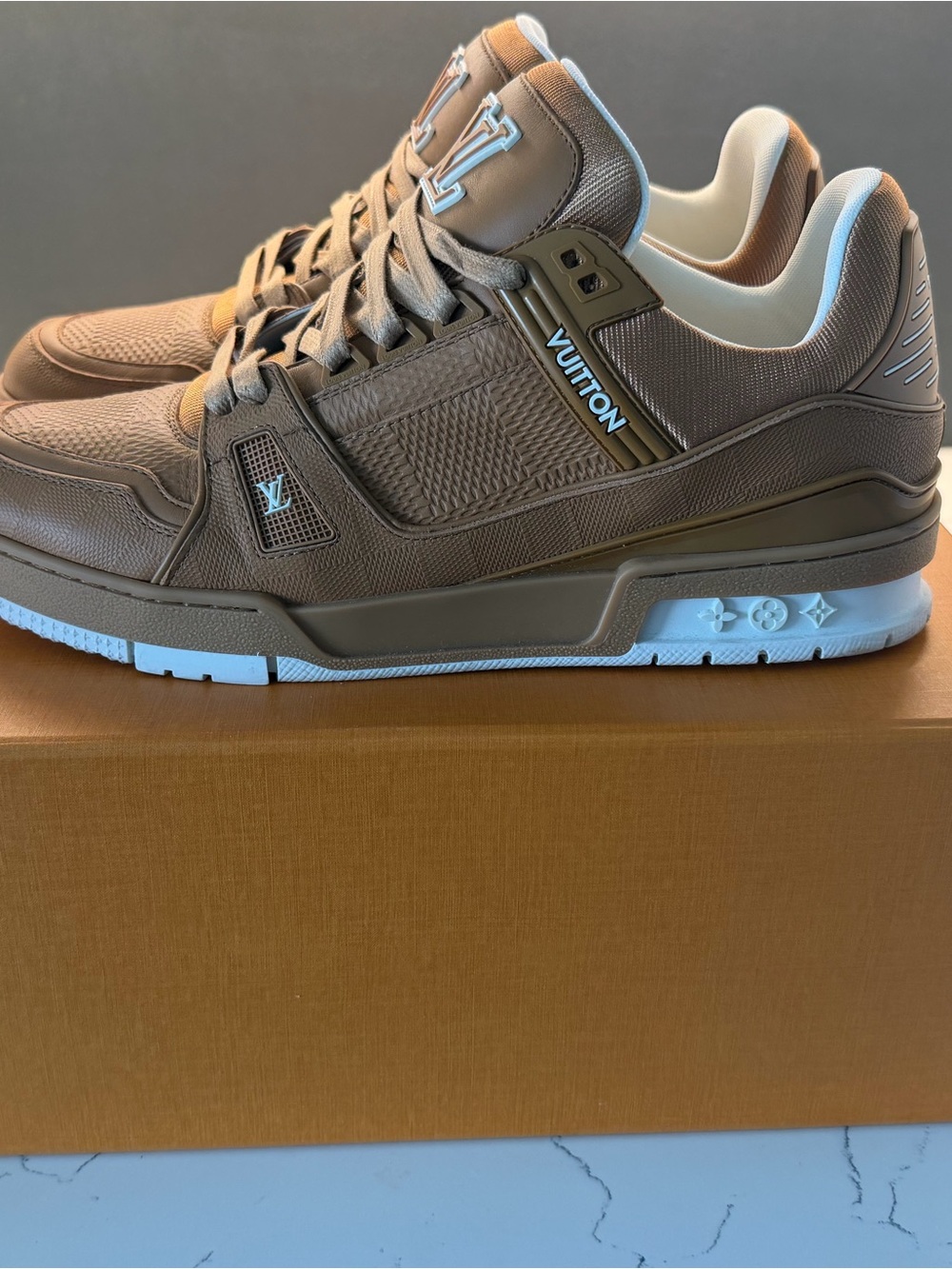 Louis Vuitton Men's Tan and White Low-Top Sneakers